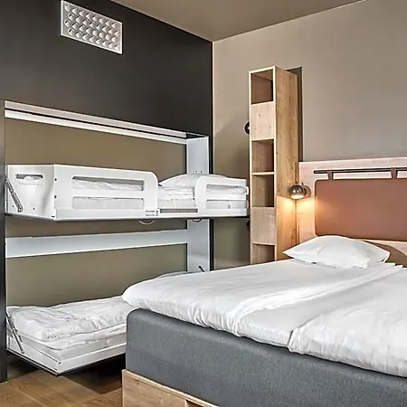 Otel Smarthotel 3*
